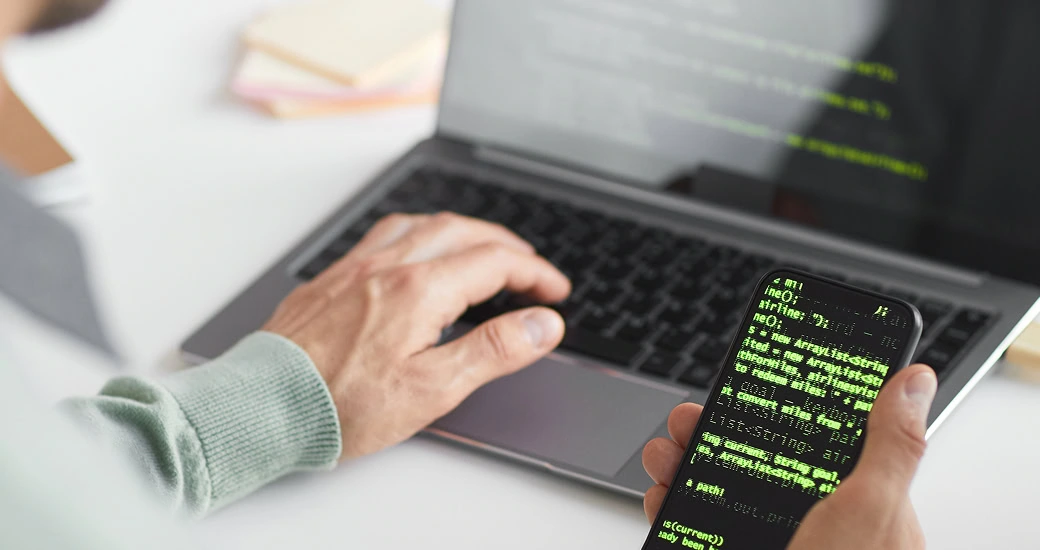 why is it crucial for businesses to utilize saas storage and backup services from public marketplaces